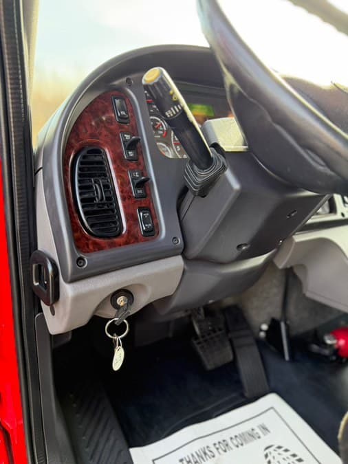 2023 Freightliner M2 106