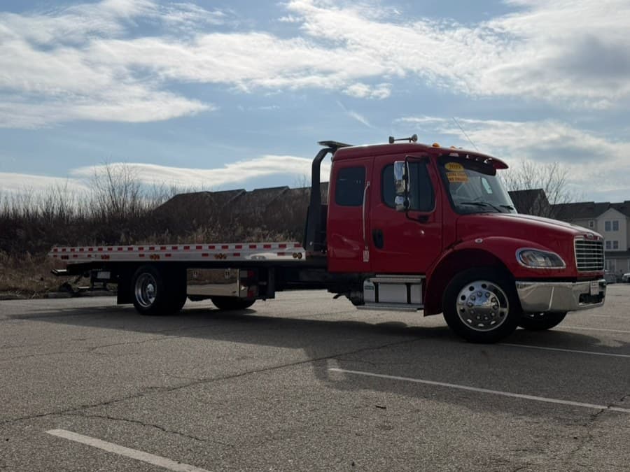 Used 2023 Freightliner M2 106 for sale in Paterson NJ — Speedway Motors