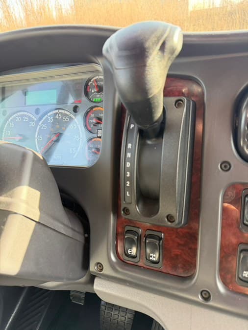 2023 Freightliner M2 106