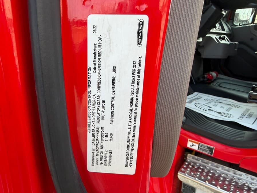 2023 Freightliner M2 106
