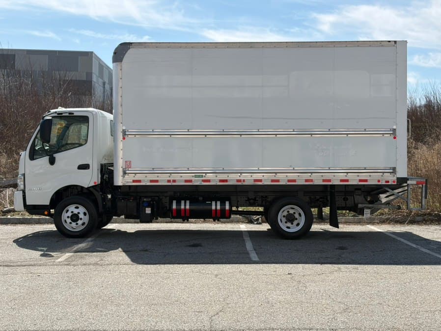 2020 Hino 155