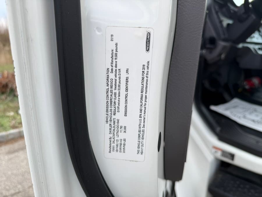 2020 Freightliner M2 106