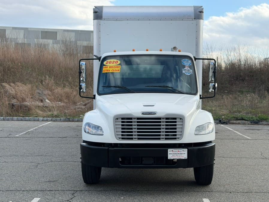 2020 Freightliner M2 106