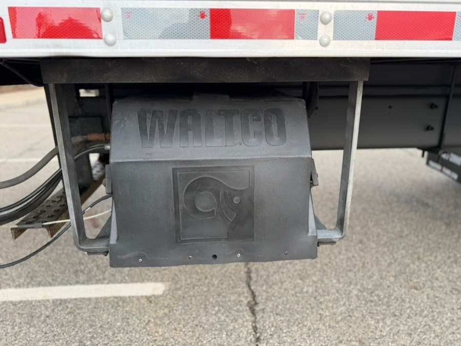 2020 Freightliner M2 106