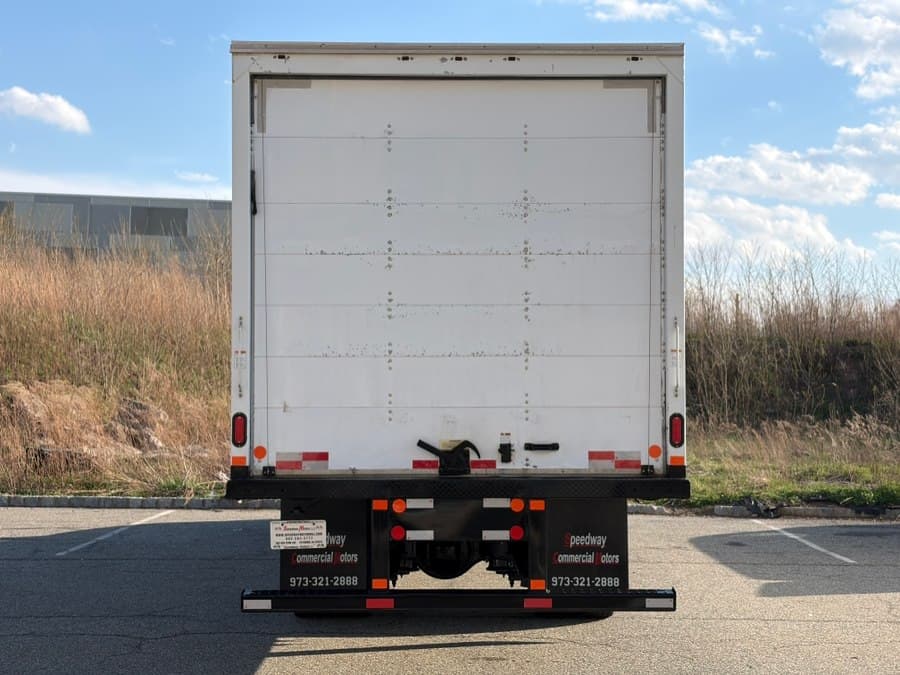 2020 Freightliner M2 106