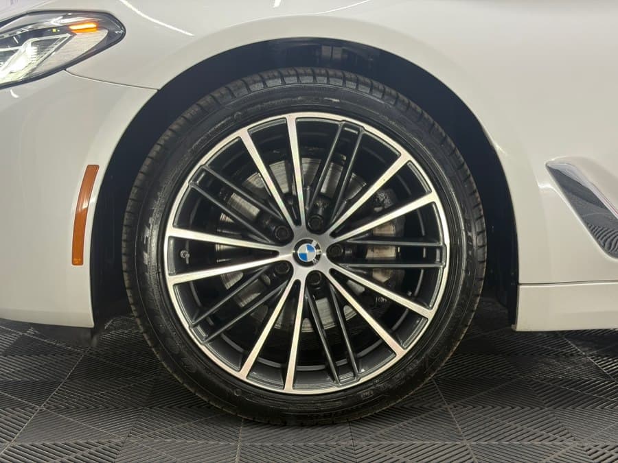 2023 BMW 5 Series