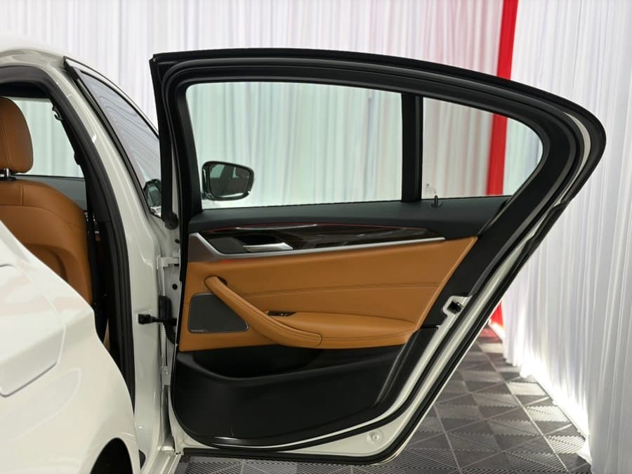 2023 BMW 5 Series