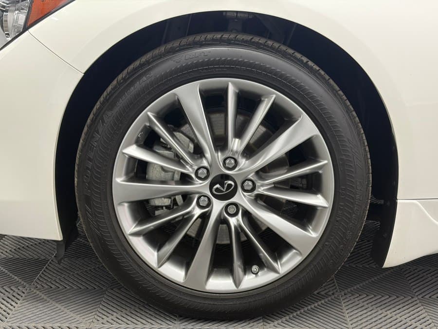 2022 INFINITI Q50