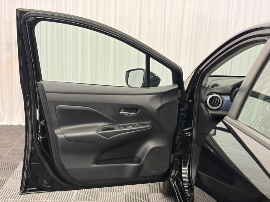 2023 Nissan Versa