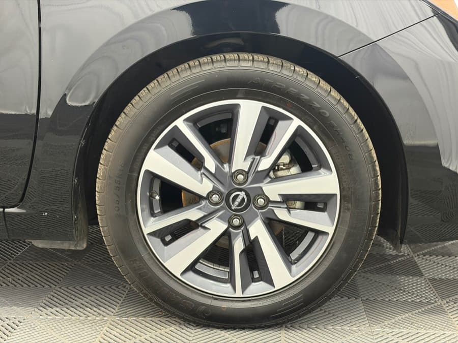 2023 Nissan Versa