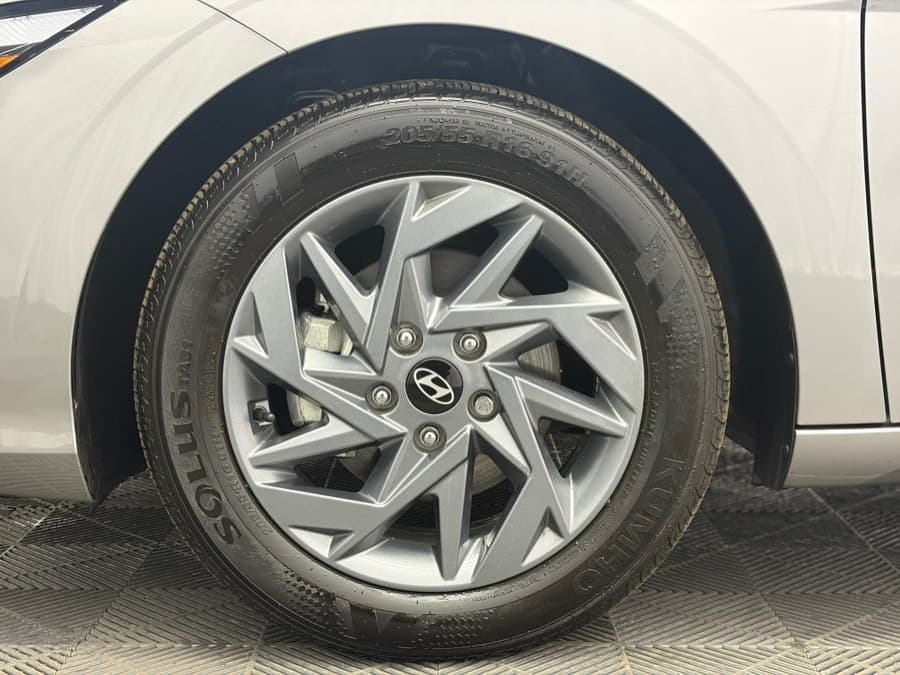 2024 Hyundai Elantra