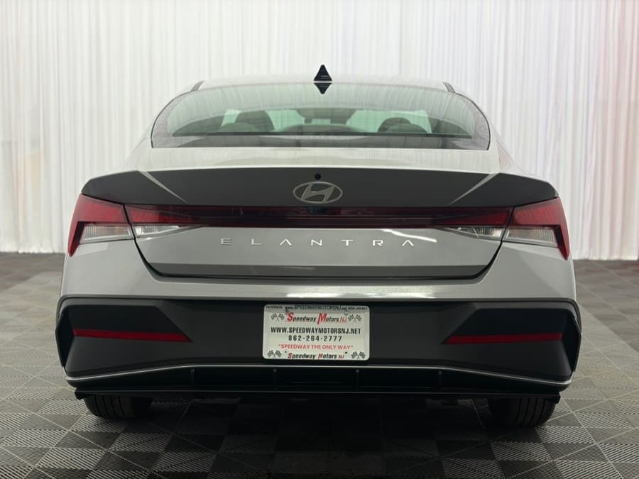 2024 Hyundai Elantra