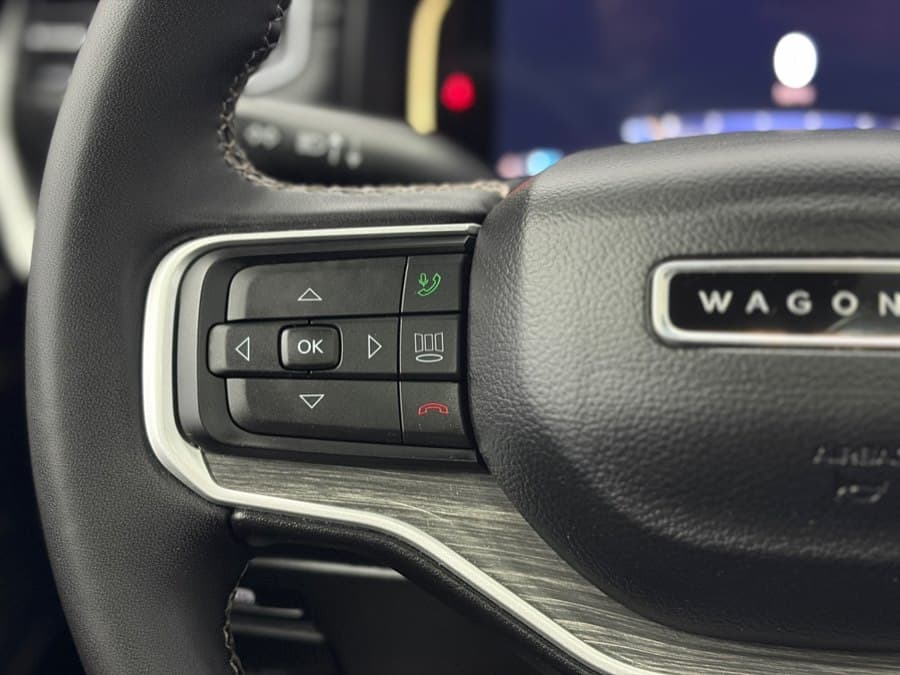 2023 Jeep Wagoneer