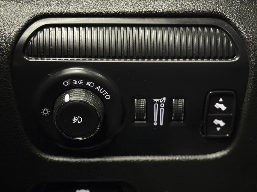 2023 Jeep Wagoneer
