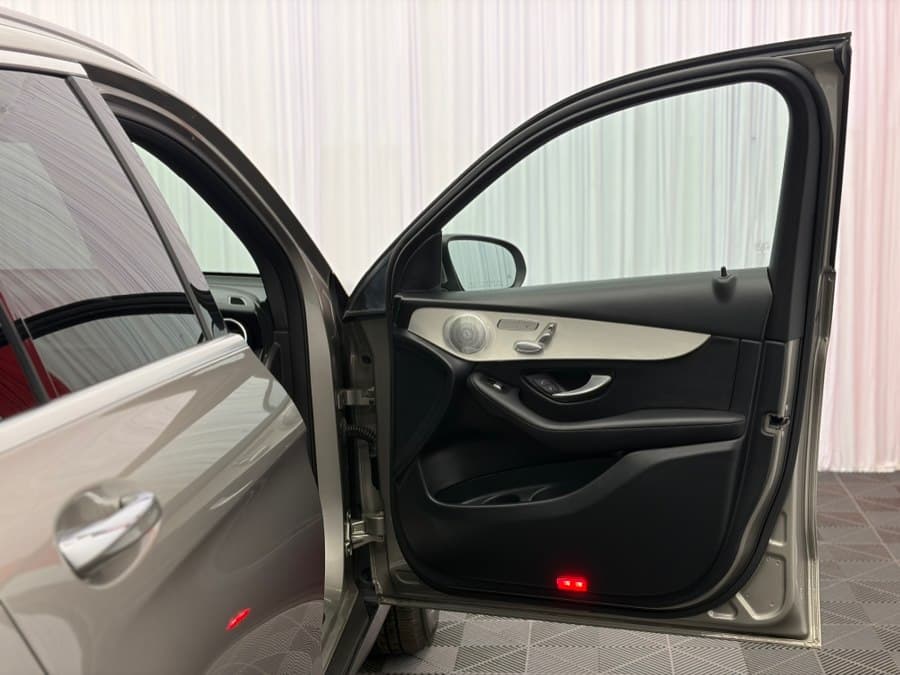 2019 Mercedes-Benz GLC