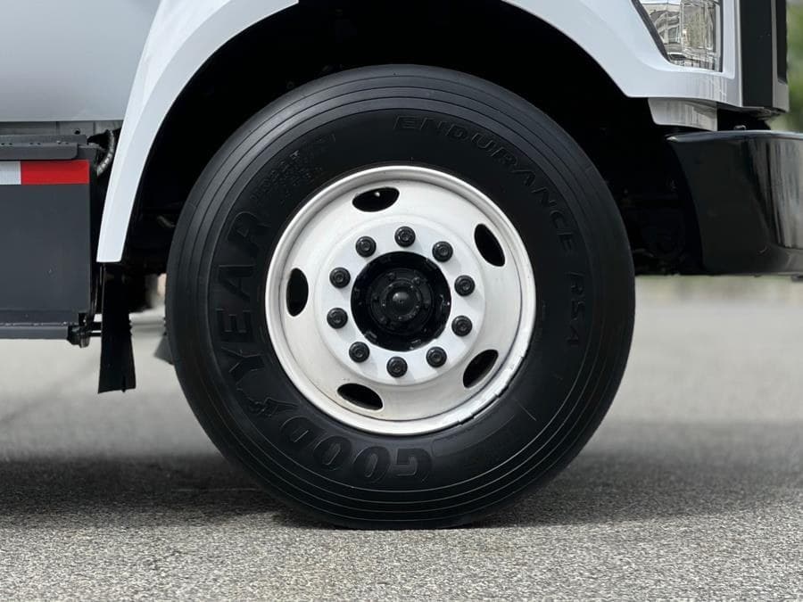 2019 Ford Super Duty F-750 Straight Frame Gas