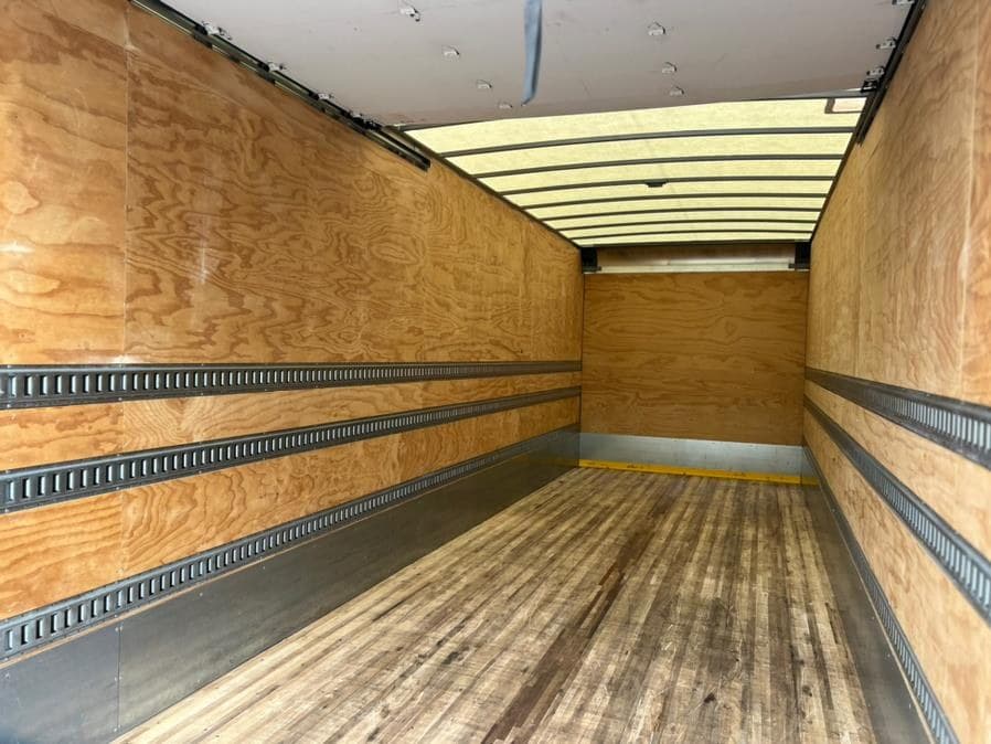 2019 Ford Super Duty F-750 Straight Frame Gas