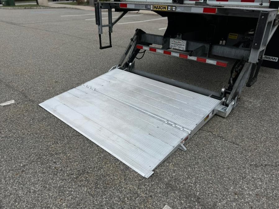 2019 Ford Super Duty F-750 Straight Frame Gas