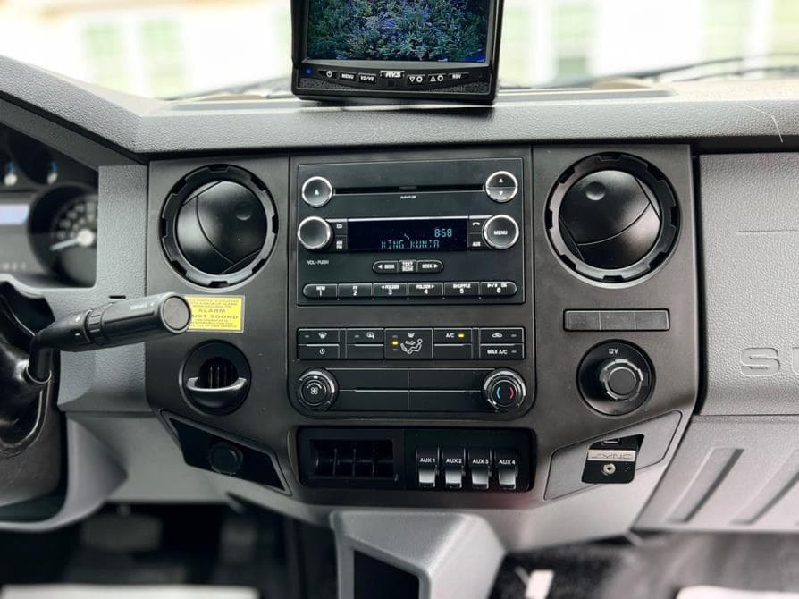 2019 Ford Super Duty F-750 Straight Frame Gas
