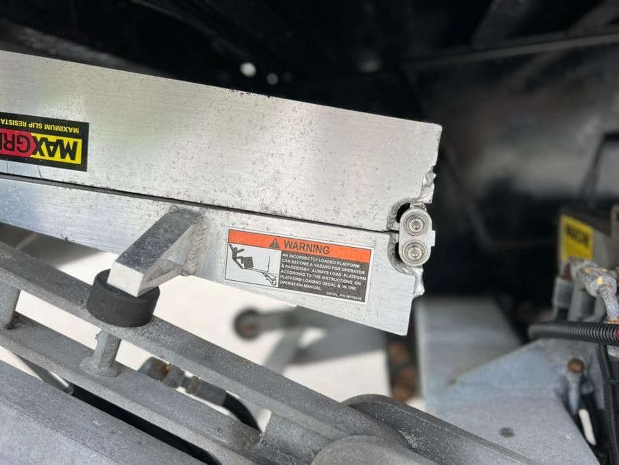 2019 Ford Super Duty F-750 Straight Frame Gas
