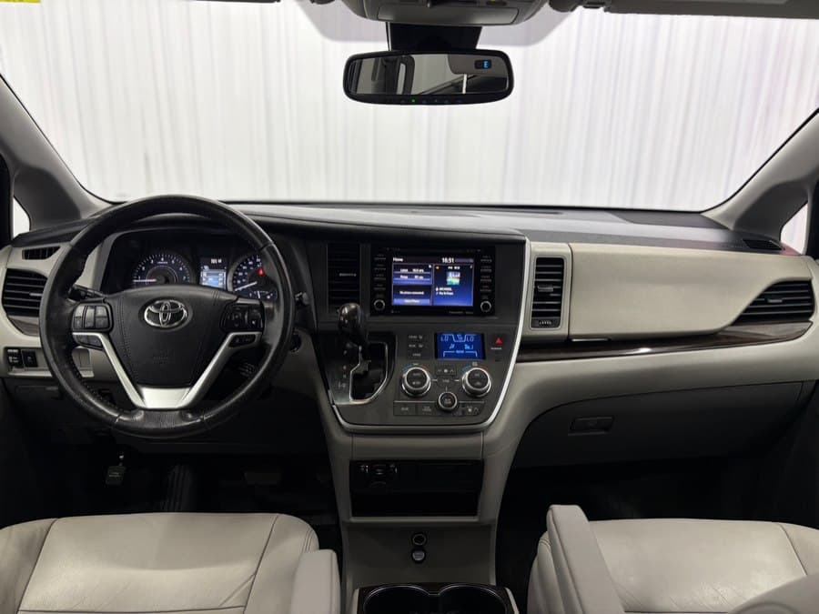2020 Toyota Sienna