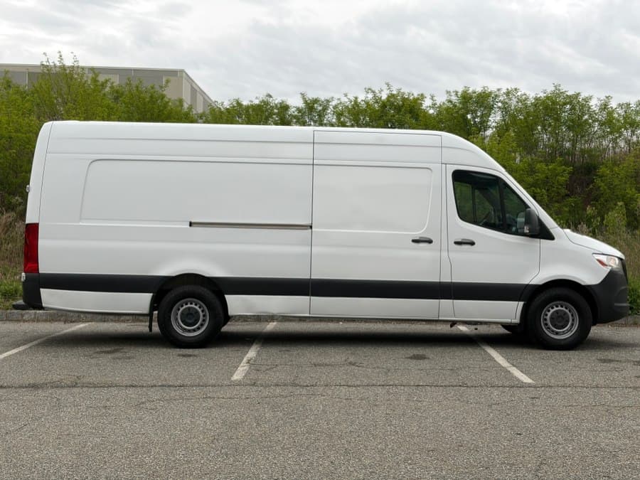 2021 Mercedes-Benz Sprinter Cargo Van