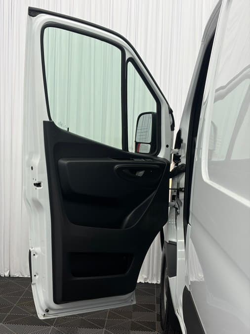 2024 Mercedes-Benz Sprinter Cargo Van