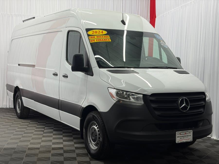 2024 Mercedes-Benz Sprinter Cargo Van