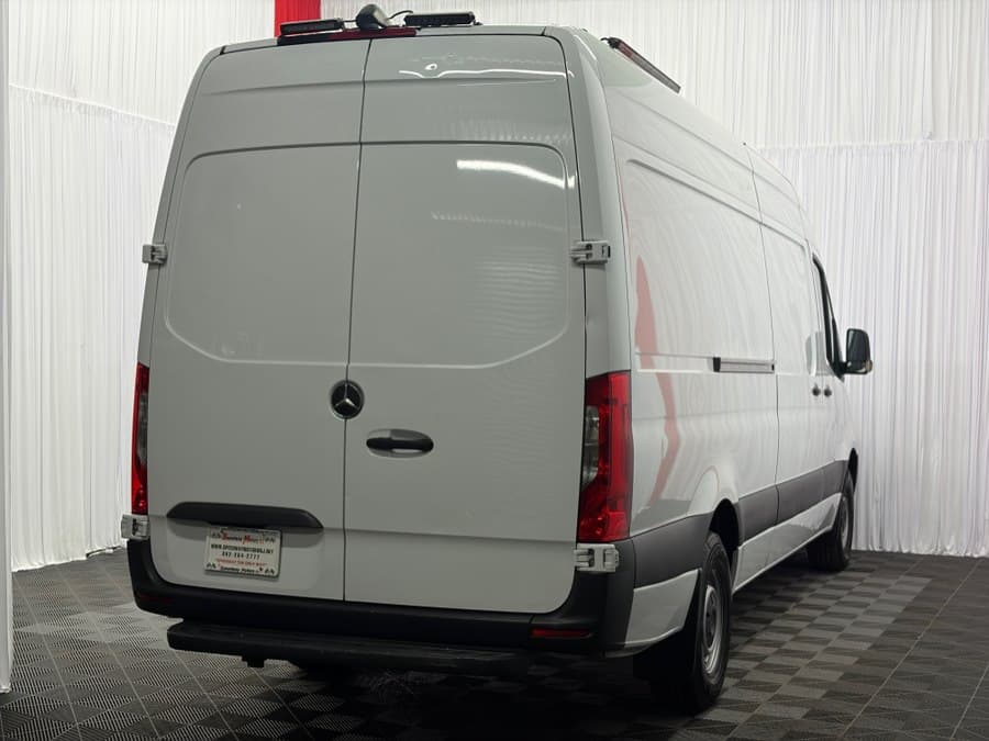 2024 Mercedes-Benz Sprinter Cargo Van