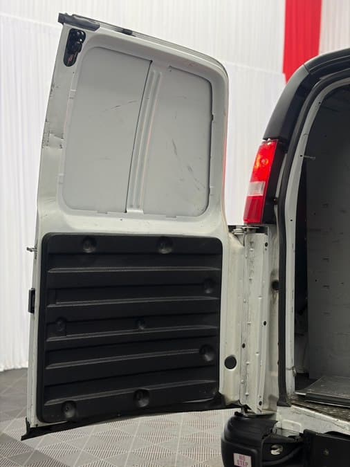 2021 Chevrolet Express Cargo Van