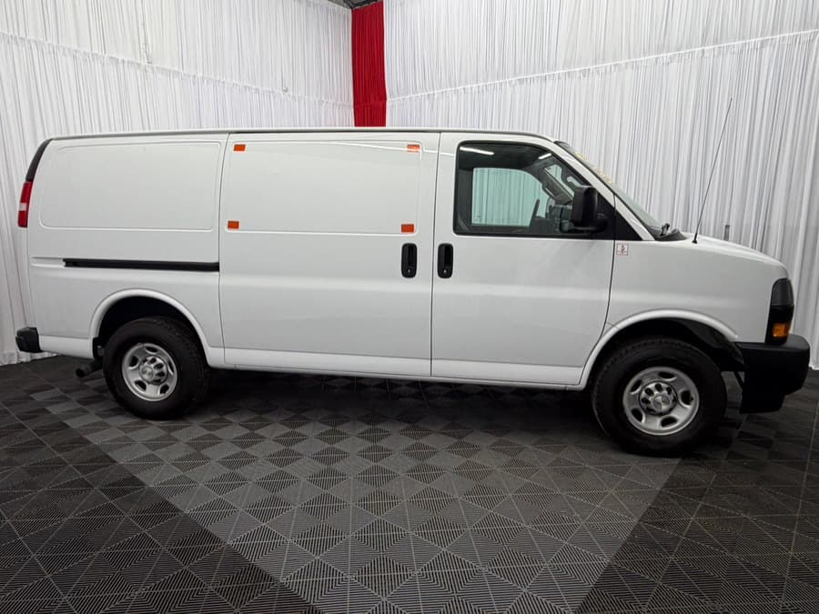 2021 Chevrolet Express Cargo Van