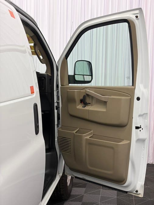2021 Chevrolet Express Cargo Van