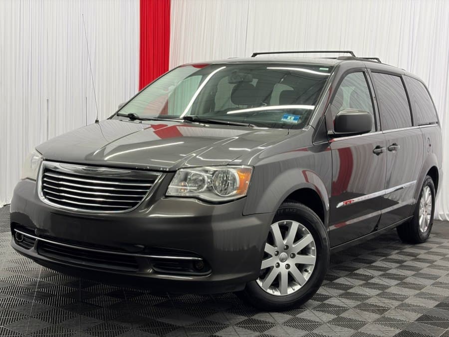 2016 Chrysler Town & Country