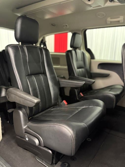 2016 Chrysler Town & Country