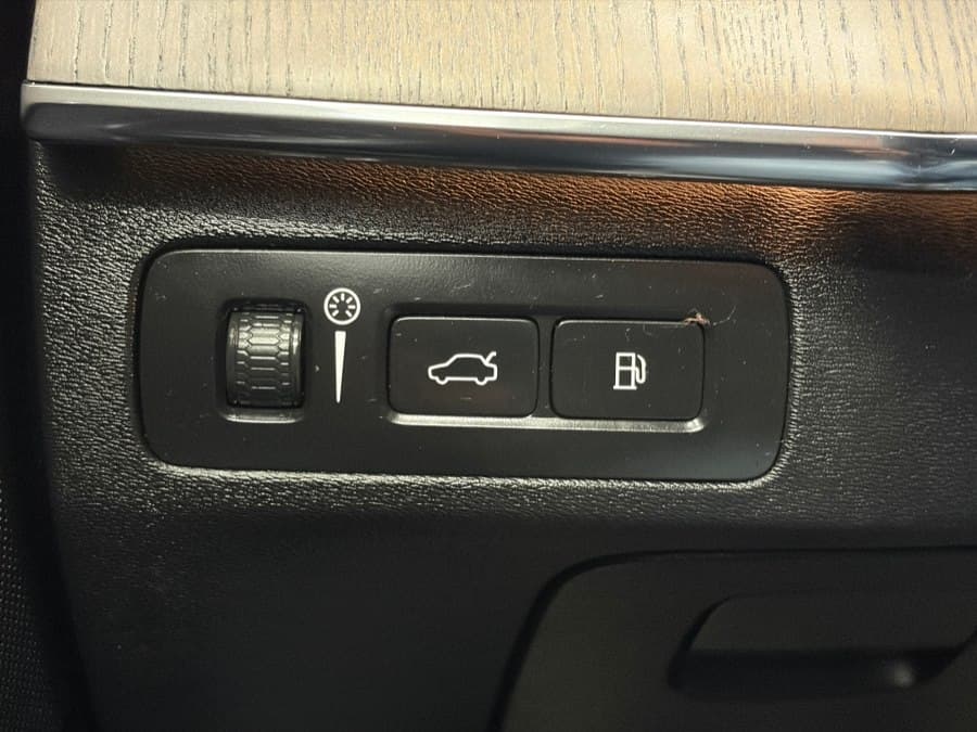 2021 Volvo XC90