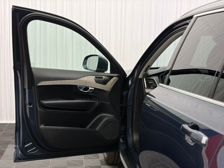 2021 Volvo XC90