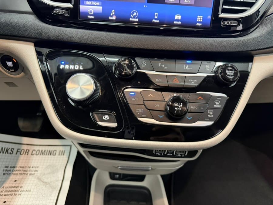 2023 Chrysler Pacifica