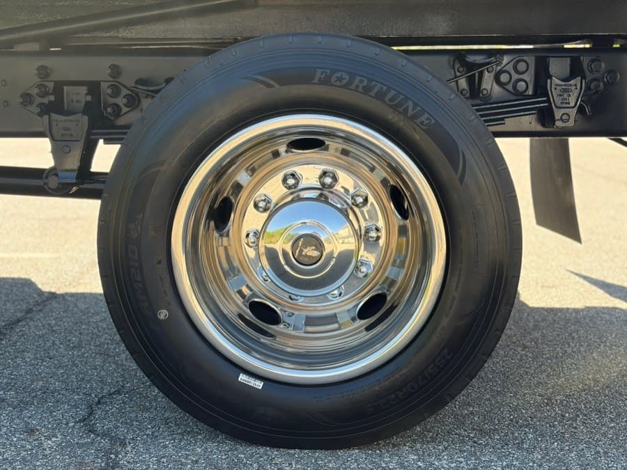 2017 Ford Super Duty F-650 Straight Frame Gas