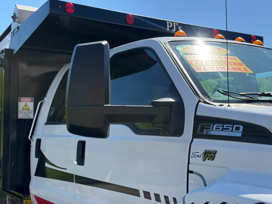 2017 Ford Super Duty F-650 Straight Frame Gas