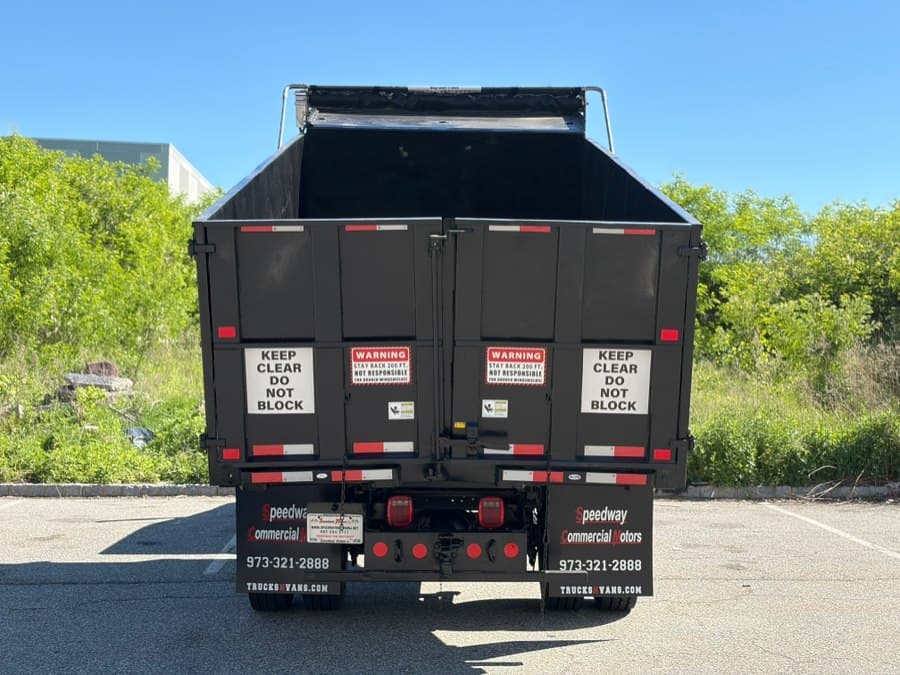 2017 Ford Super Duty F-650 Straight Frame Gas