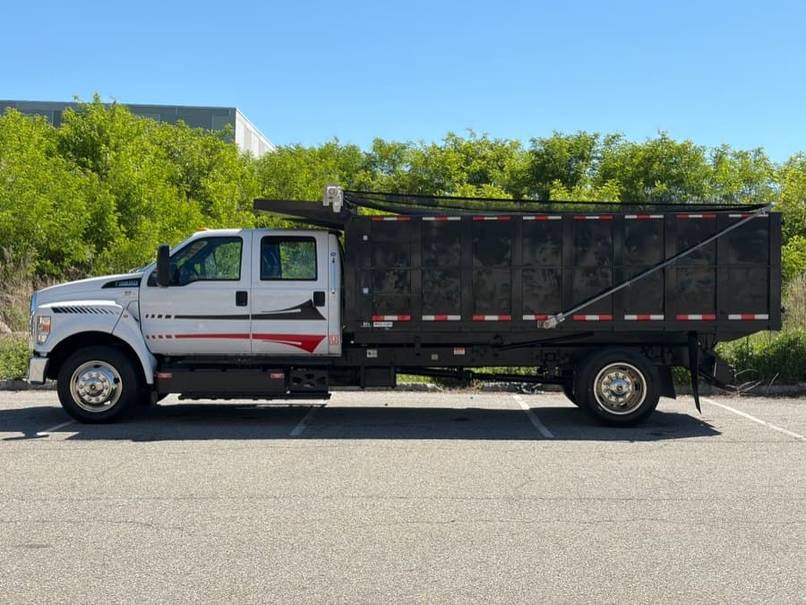 2017 Ford Super Duty F-650 Straight Frame Gas