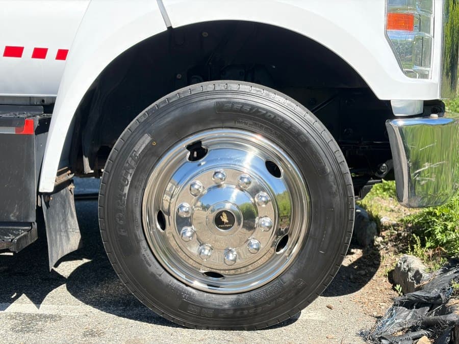 2017 Ford Super Duty F-650 Straight Frame Gas