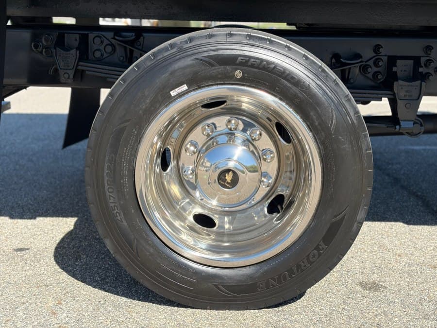 2017 Ford Super Duty F-650 Straight Frame Gas