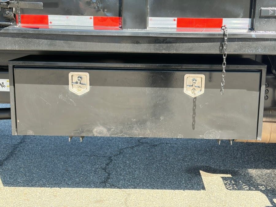 2017 Ford Super Duty F-650 Straight Frame Gas