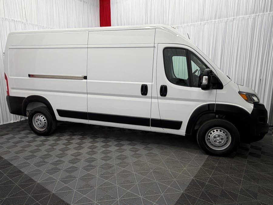 2025 Ram ProMaster Cargo Van