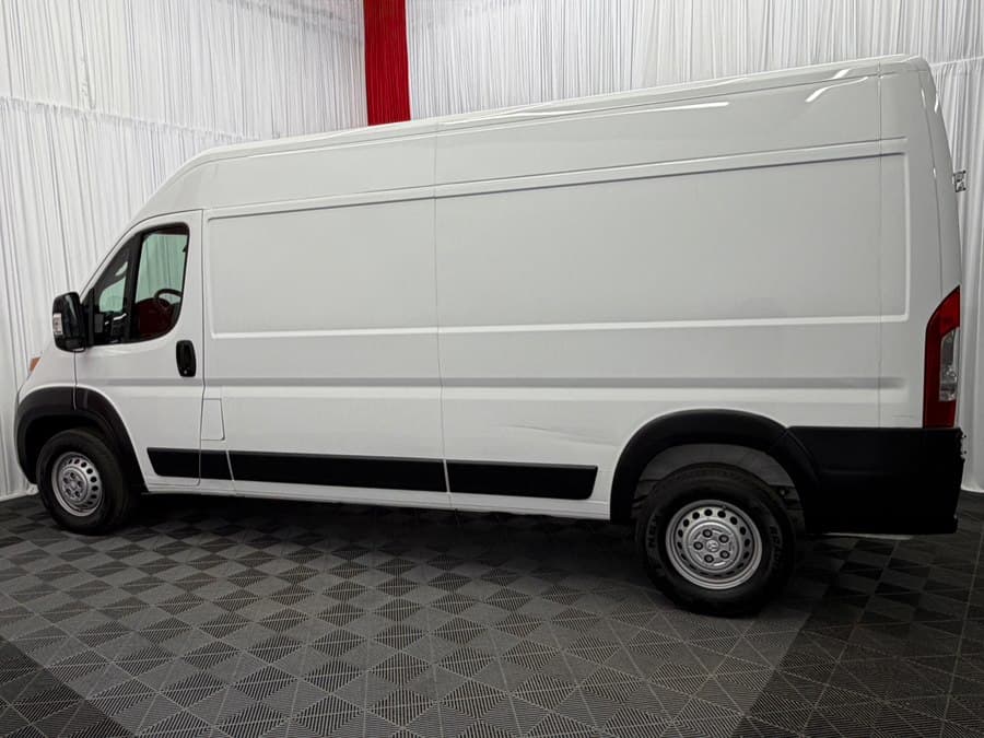 2025 Ram ProMaster Cargo Van