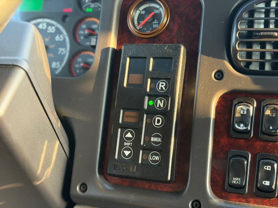 2018 Freightliner M2 106