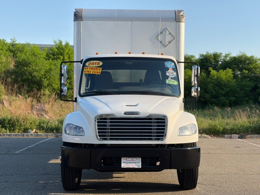2018 Freightliner M2 106