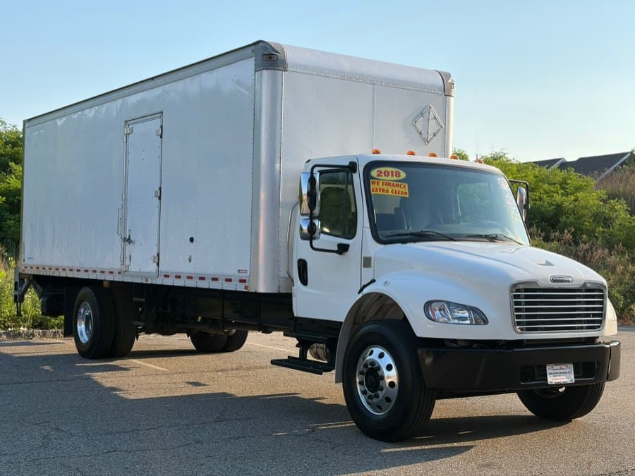2018 Freightliner M2 106