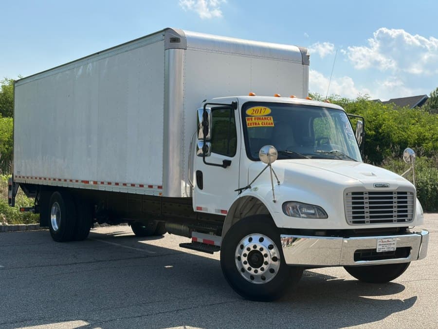 2017 Freightliner M2 106